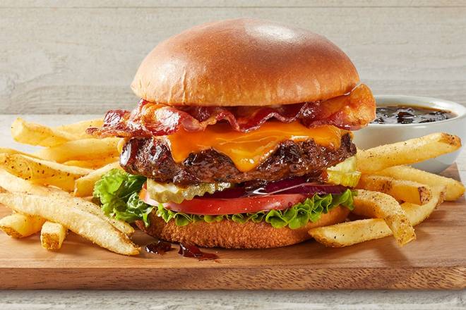 FRIDAYSâ„¢ Signature Whiskey-Glaze Burger