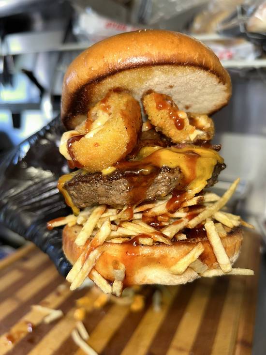 Fried Mac N' Cheese Burger