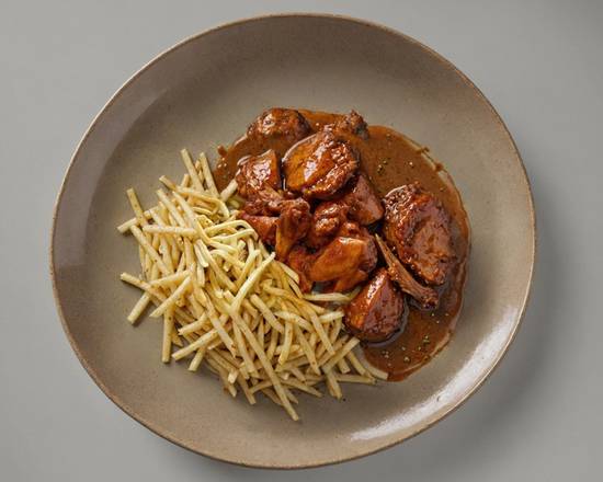 Gameday Bundle (50 Wings + Family Fries)