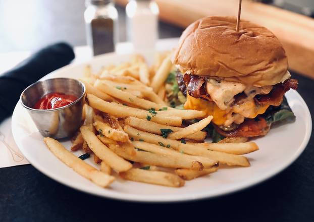 Garrison Burger