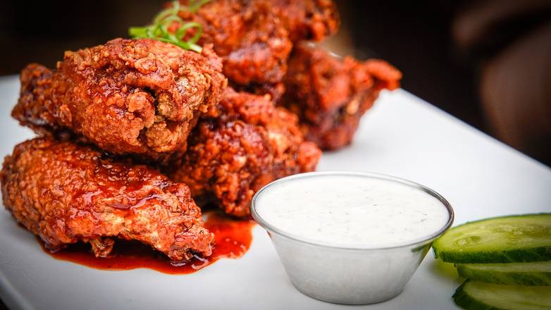 Gochu "Hop" Wings