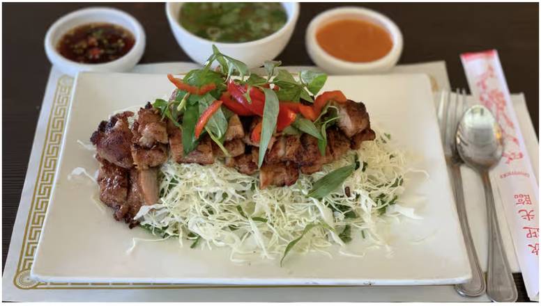 Goi Ga Nuong Xa