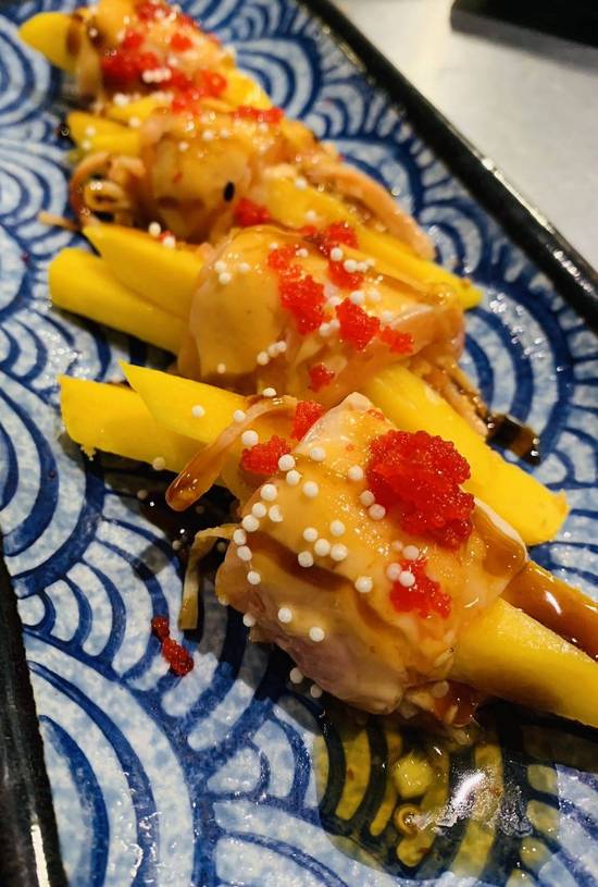 Golden Salmon (4 pcs)