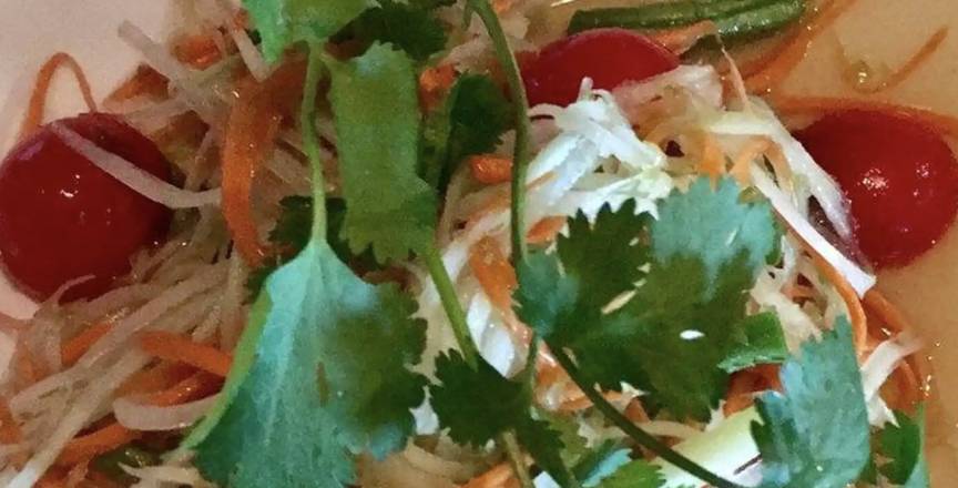 Green Papaya Salad