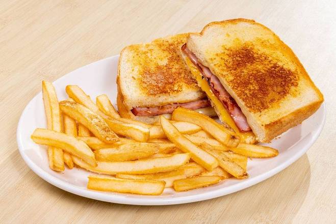 Grilled Ham and 4-cheese Melt Sandwich