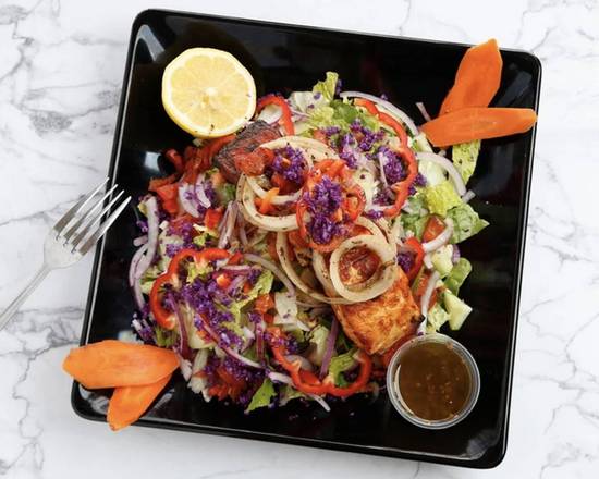 Grilled Salmon Salad