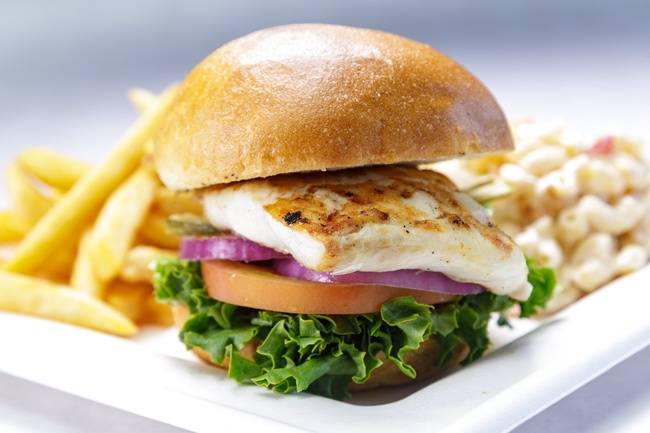 Halibut-Sandwich