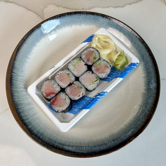 Hamachi Roll