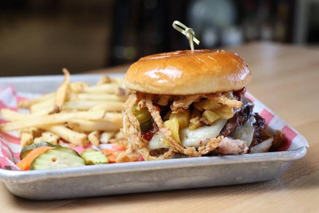 Hawaiian BBQ Burger(Togo)