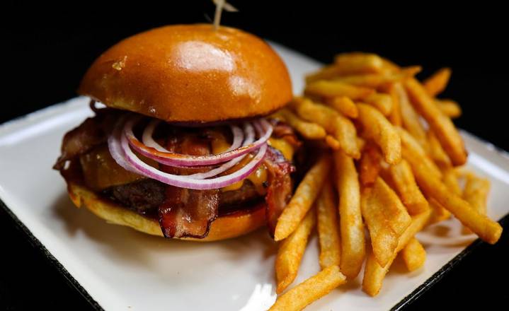 Hickory-Bacon BBQ Burger