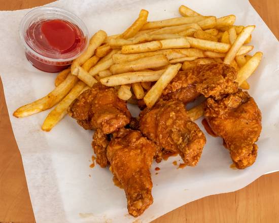 Hot Wings (10 pcs) with Fries