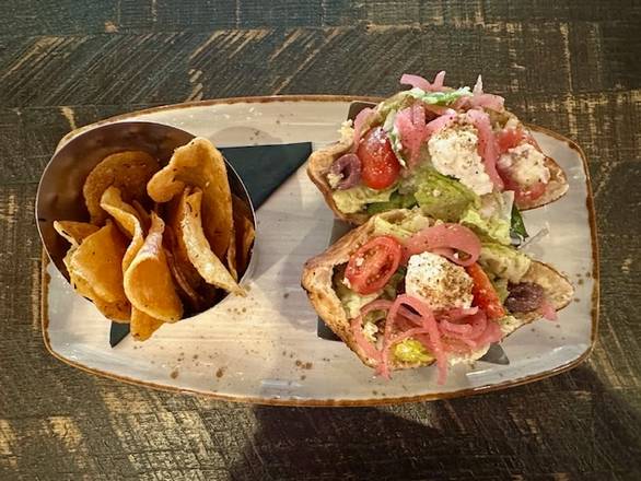 Hummus Pita Sandwich
