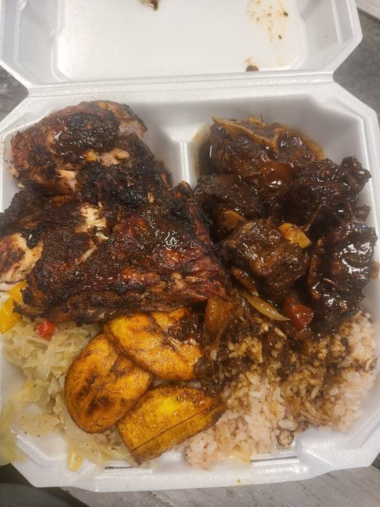 Jerk wings & BBQ Wings