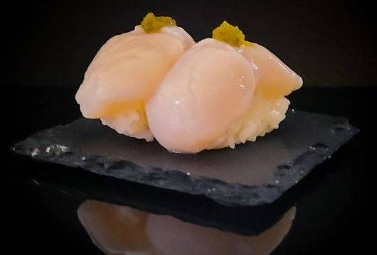 Jumbo Scallop Sushi