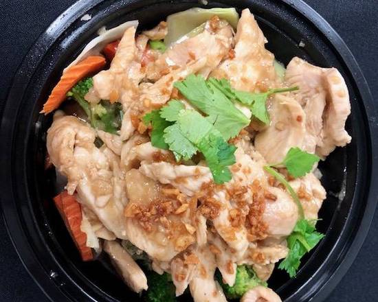 Ka Tiam Pix Thai and Garlic sauce