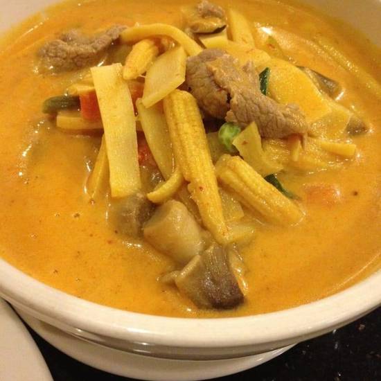 L9. Red Curry Chicken