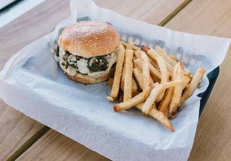La Piña Burger Combo
