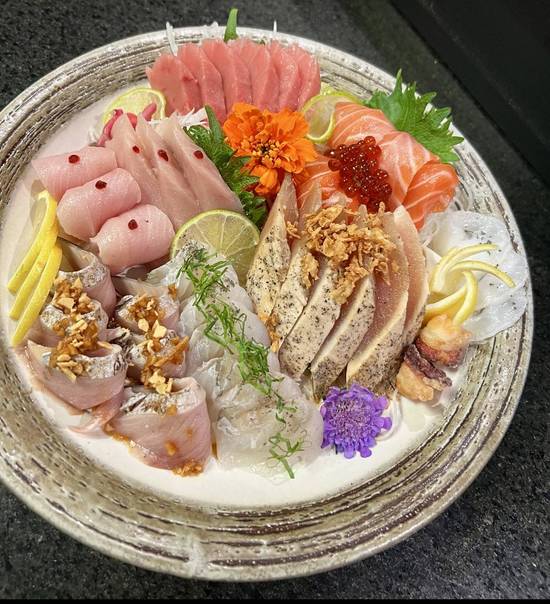 Large Shimi (35 pcs Sashimi)