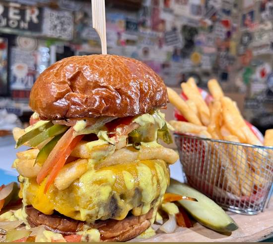 Lomo Saltado Cheeseburger