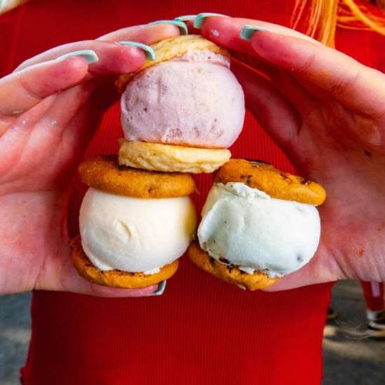 Mini Cookie Sandwich