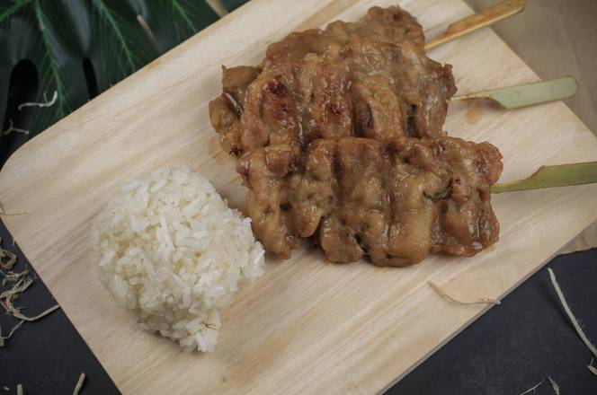 Moo Ping and Sticky Rice ข้าวเหนียวหมูปิ้ง