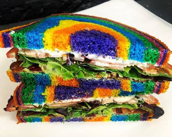 Munch BLT Specialty Sandwich