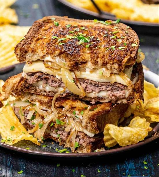 MUSHROOM SWISS PATTY MELT