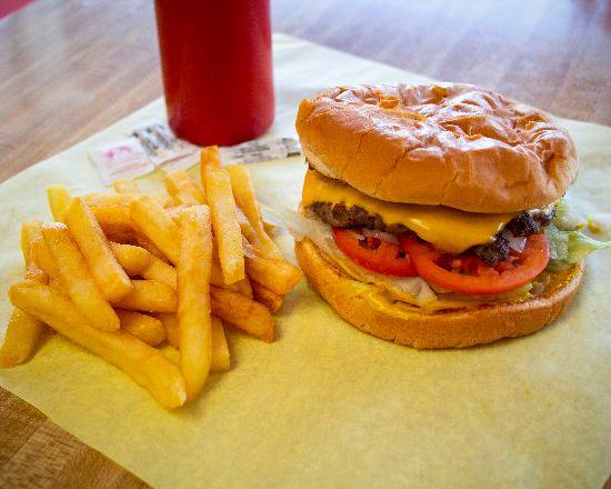 Myti Burger with Cheese