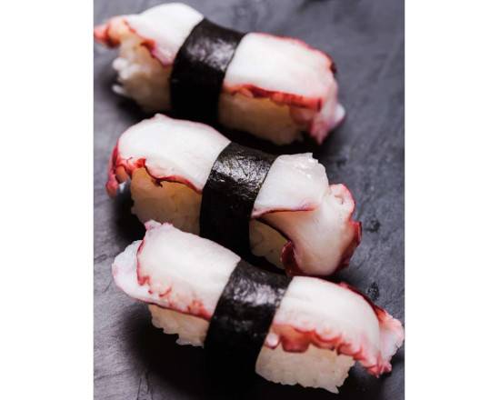 Octopus Sushi (Nigiri) (3pcs)