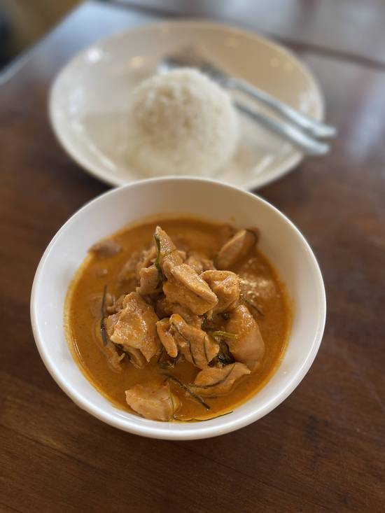 OLD SCHOOL Panang Chicken