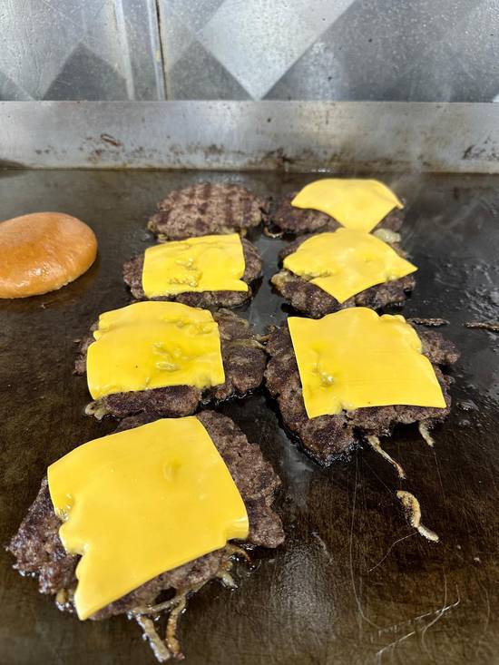 Onion cheese burger