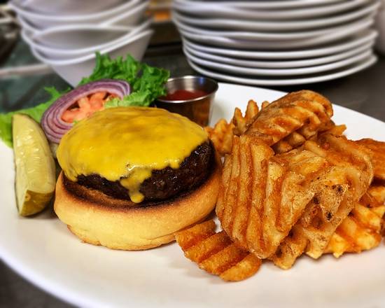 OU Black Angus Cheeseburger