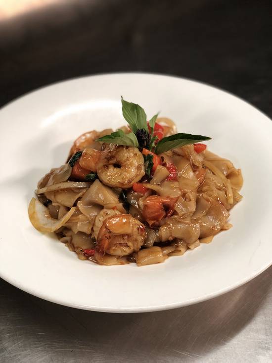 Pad Kea Mao Noodle