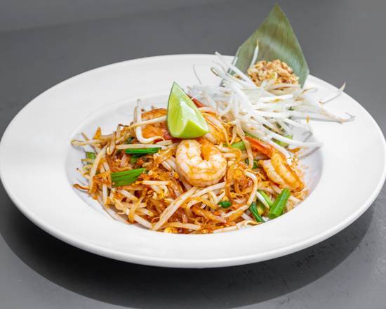 Pad Thai Spring Rolls