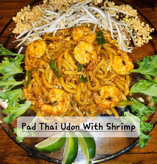 Pad Thai udon with shrimp