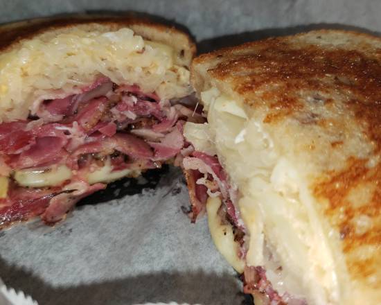 Pastrami Reuben
