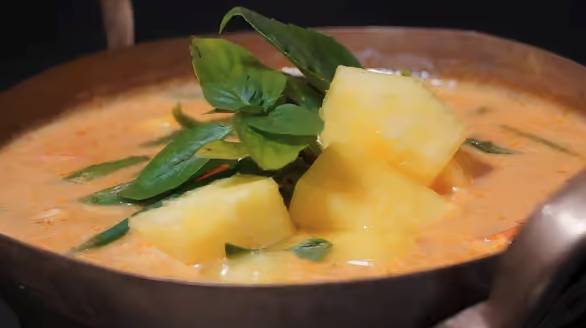 Pineapple Curry