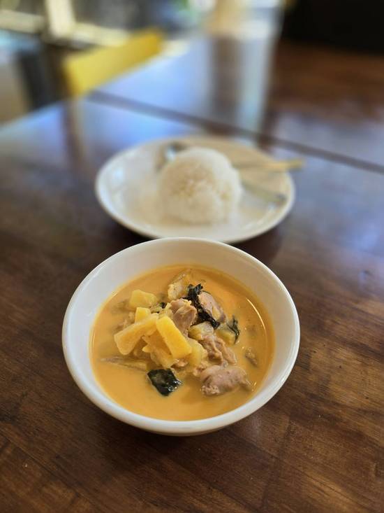 PINEAPPLE CURRY with CHICKEN à¹à¸à¸‡à¸ªà¸±à¸šà¸›à¸°à¸£à¸”ไà¸à¹ˆ