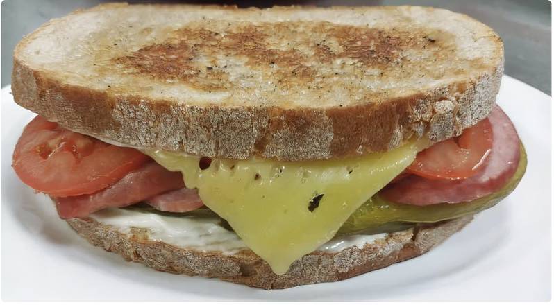 Polish Ham Sandwich with Dill Pickles, Tomatoes & Cheese
