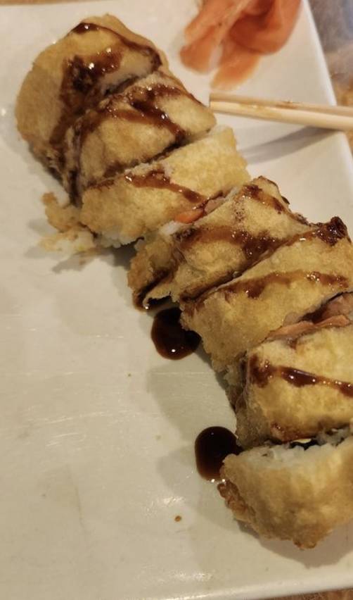 R10. Crispy Philadelphia Roll