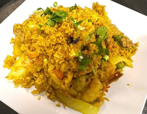 R3-Thai Pineapple Fried Rice