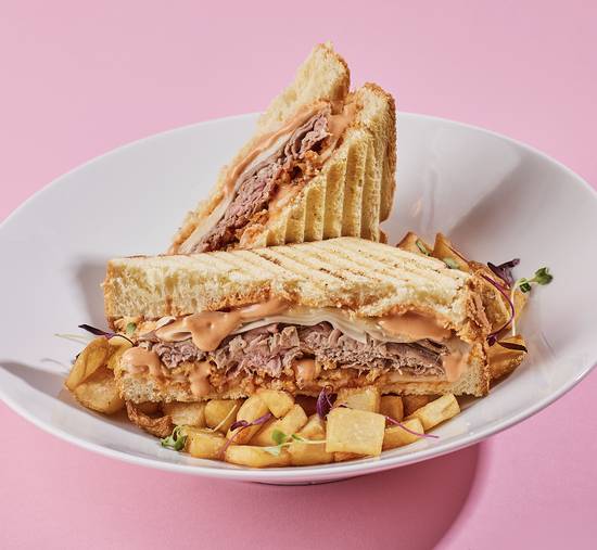 ROAST BEEF SANDWICH