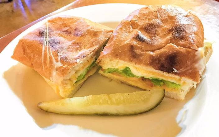 Salami Sandwich & Cheese