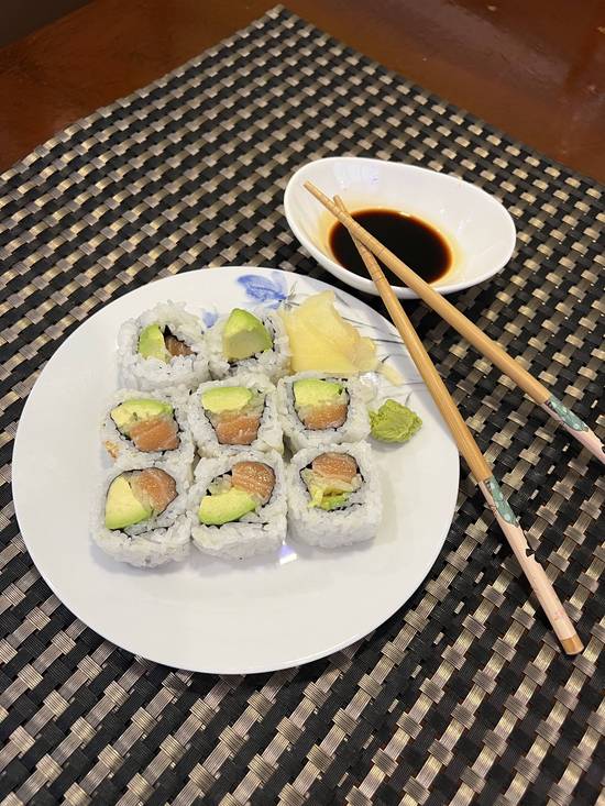 Salmon Avocado Roll