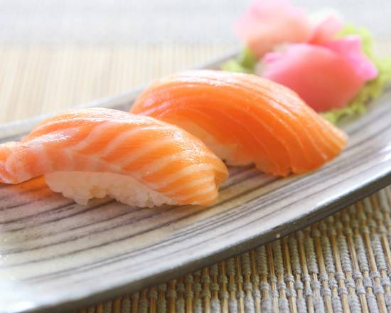 Salmon Nigiri Sushi