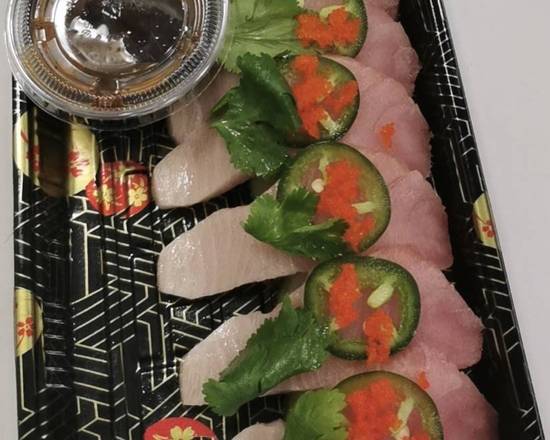 Salmon Roll (6 pcs)