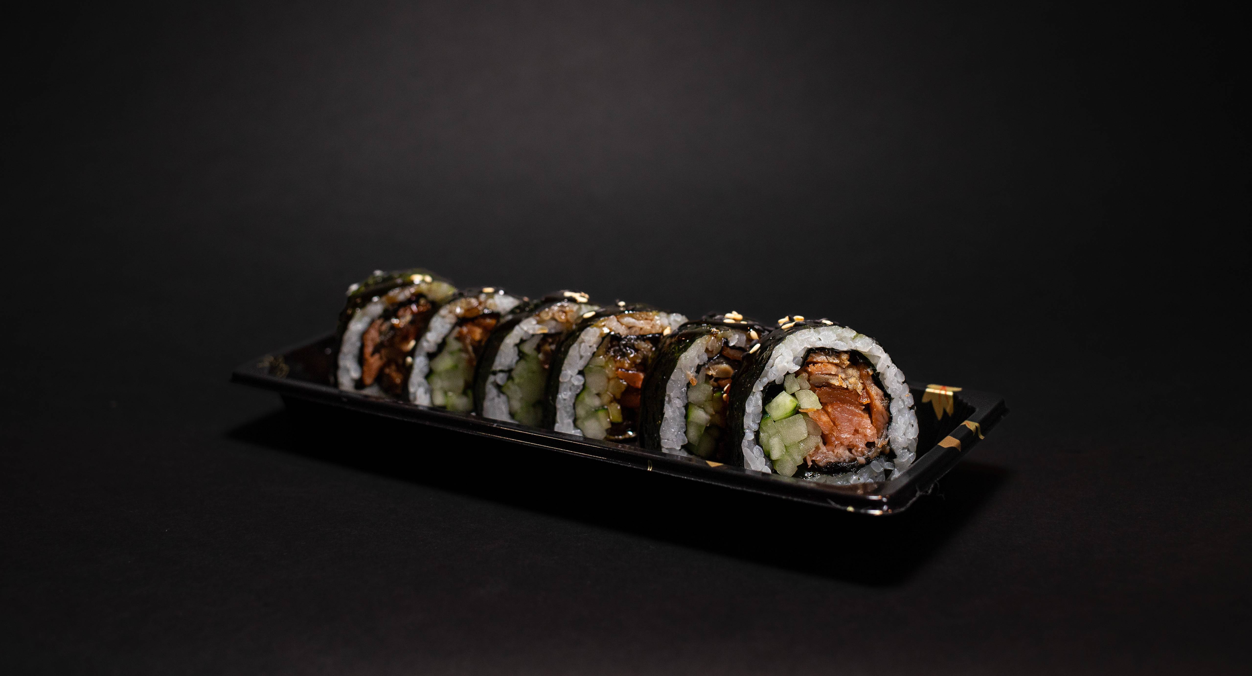 Salmon Skin Roll