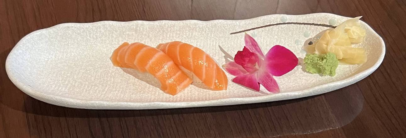 Salmon Sushi
