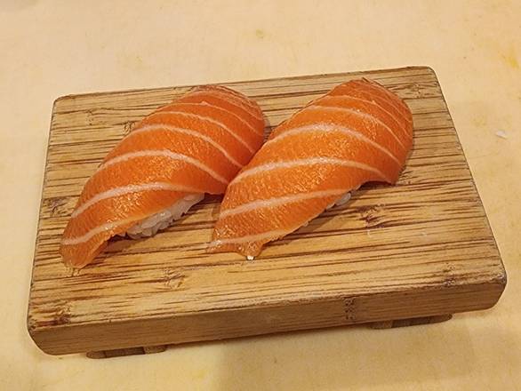 salmon sushi