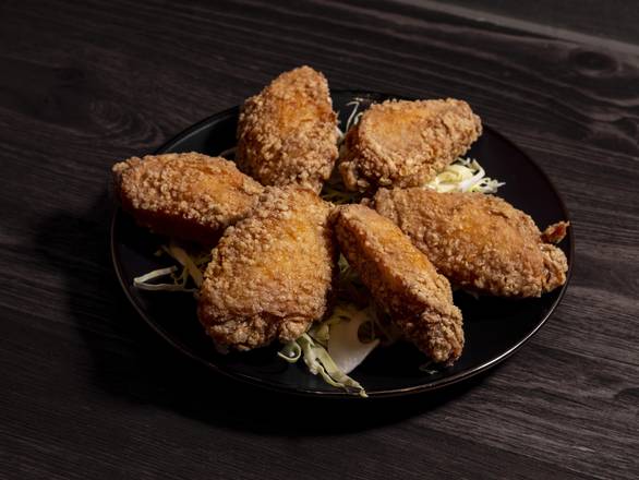 Salt & pepper chicken wings